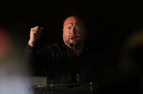 InfoWars: Η άνοδος και η πτώση του και η δολοφονία του Τζέιμι Γουάιτ