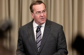 Γερμανία: Οι απαιτήσεις του Πούτιν από τη Δύση για την Ουκρανία είναι απαράδεκτες, δηλώνει ο υπουργός Άμυνας -  Κατηγόρησε τον Ρώσο πρόεδρο ότι παίζει παιχνίδι