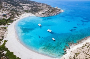 Παραλία στη Μύλο