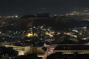 Ώρα της Γης 2025: Τι ώρα σβήνουμε σήμερα τα φώτα 