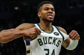 Τεράστια νίκη των Μπακς επί των Κινγκς με υπογραφή Αντετοκούνμπο