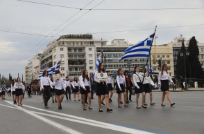 25η Μαρτίου: 25 εικόνες από τη μεγάλη μαθητική παρέλαση στην Αθήνα