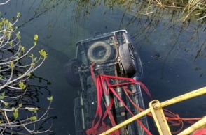 Το όχημα μέσα σε αρδευτικό κανάλι στη Λακωνία