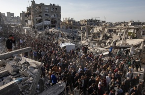 Το Ισραήλ απειλεί να επεκτείνει την επίθεσή του στη Γάζα αν δεν αφεθούν ελεύθεροι οι όμηροι