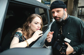 Γιώργος Λάνθιμος: Το φωτογραφικό σύμπαν του διεθνούς έλληνα σκηνοθέτη