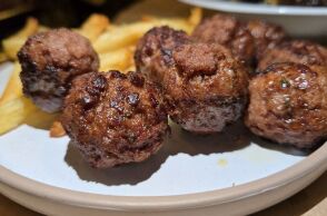 Πίπις, Κεραμεικός