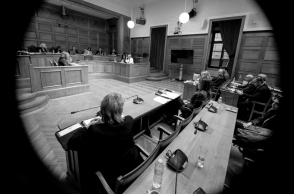 Τέμπη: Το αποκρουστικό είδωλο μιας παραμορφωμένης αλήθειας