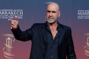 Μάντσεστερ Γιουνάιτεντ: Ο Ερίκ Καντονά κατηγορεί τον Τζιμ Ράτκλιφ για «καταστροφή» και απόρριψη της βοήθειάς του - Αντιδρά στο νέο γήπεδο και τις απολύσεις.