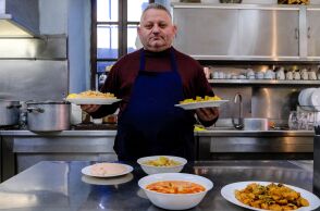 Στο εστιατόριο του Αγίου Όρους