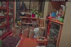 Τζιν Χάκμαν: Το πρώτο βίντεο μέσα από το σπίτι που βρέθηκε νεκρός με τη σύζυγό του - «Φαίνεται ότι προσπαθούσε να βγει έξω»