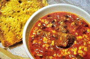 «Κομοτηνή στο πιάτο», ένα βιβλίο για τη γαστρονομία της Κομοτηνής