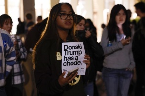 Φοιτητές διαδηλώνουν κατά του Τραμπ