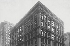 1884, η χρονιά που γεννήθηκε ο ουρανοξύστης