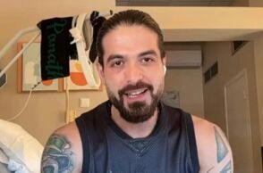 «Γιατί δεν μου είπες τι ήταν αυτό ρε»: Ο Άρης Μουγκοπέτρος εξήγησε τι συνέβη την ώρα της έκρηξης της κροτίδας 