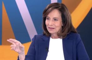 Άννα Διαμαντοπούλου κατά Ζωής Κωνσταντοπούλου: «Όταν ο Βενιζέλος πάλευε για τη χώρα, εκείνη ανέβαινε στα κάγκελα της ΕΡΤ»