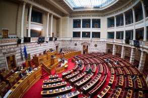 Υπάρχει χώρος για ένα νέο κόμμα του κέντρου;