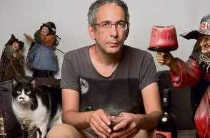 O Οντέντ Βολκστάιν με τον γάτο του, Χέβελ