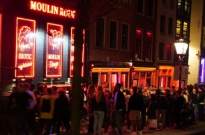 Η συνοικία De Wallen στο Άμστερνταμ