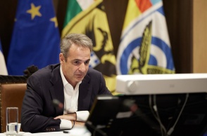 Ο Κυριάκος Μητσοτάκης κατά τη διάρκεια της τηλεδιάσκεψης