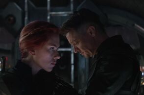 Η Σκάρλετ Γιόχανσον εξέφρασε την απορία της για την απουσία του Avengers: Endgame από τα Όσκαρ, τονίζοντας την καλλιτεχνική του αξία. 