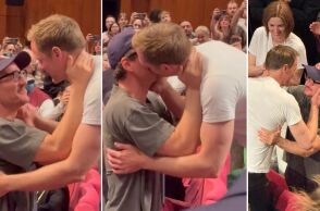 Φεστιβάλ Καννών: Ο Αλεξάντερ Σκάρσγκαρντ φιλά τον Πέδρο Πασκάλ κατά τη διάρκεια αποθέωσης για την «ωμή και σαρκική» ταινία εξουσίας και υποταγής Pillion