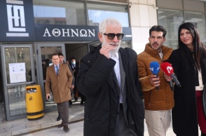 Πέτρος Φιλιππίδης