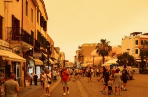 Αφρικανική σκόνη κάλυψε το Ηράκλειο Κρήτης