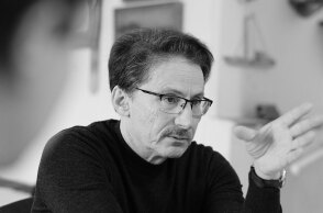 Podcast Πανικοβάλ | Δημήτρη Τάρλοου, πώς νιώθεις που σκηνοθετείς για πρώτη φορά στην Επίδαυρο;