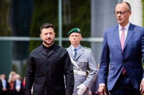 Η Γερμανία θα κατασκευάσει πυραύλους μεγάλου βεληνεκούς με την Ουκρανία και δίνει επιπλέον 5 δισ. ευρώ σε στρατιωτική βοήθεια - Συνάντηση Μερτς - Ζελένσκι