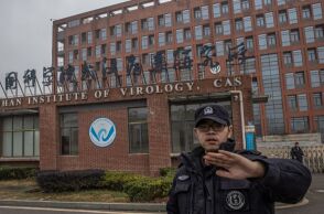 Νέος ιός στην Κίνα «μία μετάλλαξη μακριά» από νέα πανδημία, προειδοποιούν επιστήμονες - Ο HKU5-CoV-2, συγγενικός με τον θανατηφόρο MERS