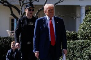 ΗΠΑ: Πώς η σχέση Τραμπ - Μασκ κατέρρευσε σε 10 ημέρες, με αφορμή το νομοσχέδιο για τις δαπάνες - Η δημόσια ρήξη, οι αλληλοκατηγορίες και οι απειλές.