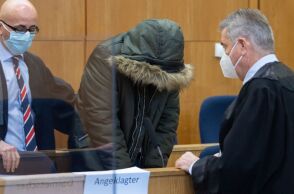 Γερμανικό δικαστήριο καταδίκασε τον Σύρο γιατρό Αλάα Μούσα σε ισόβια για βασανιστήρια και δολοφονίες κρατουμένων στη Συρία, την περίοδο 2011–2012.