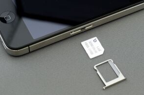 Κινητό τηλέφωνο: Αν χάσετε ξαφνικά σήμα ή πρόσβαση σε λογαριασμούς, μπορεί να είστε θύμα κλοπής SIM - Δείτε πώς να ανακτήσετε τον έλεγχο και να προστατευτείτε.