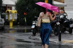 Αλλάζει το σκηνικό του καιρού την Παρασκευή - Έρχονται ισχυρές καταιγίδες και μπουρίνια από το μεσημέρι