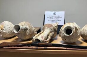 Άλιμος: Εξαιρετικά σπάνιοι και πανάκριβοι ενάλιοι αμφορείς στην κατοχή ενός 53χρονου