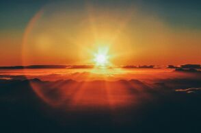 Θερινό Ηλιοστάσιο 2025: Αντίστροφη μέτρηση για τη μεγαλύτερη μέρα του χρόνου - Πόσο θα διαρκέσει