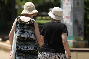 Οδηγός προστασίας των καρδιοπαθών από τον καύσωνα 