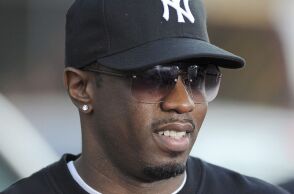 Δίκη Σον Diddy Κομπς: Η υπεράσπιση κάνει λόγο για ποινικοποίηση της προσωπικής του ζωής - Ο μεγιστάνας της ραπ κατηγορείται για σωματεμπορία και εκβιασμό. 