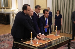 Ορκωμοσία κυβέρνησης