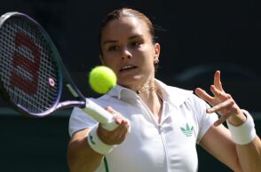 Γουίμπλεντον: Αποκλεισμός της Μαρίας Σάκκαρη από την Έλενα Ριμπάκινα - Ηττήθηκε με 2-0 σετ (3-6, 1-6) σε 1 ώρα και 3 λεπτά αγώνα