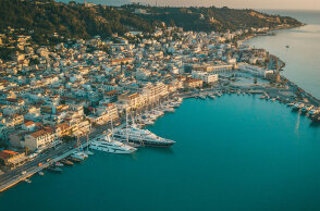 Ζάκυνθος: Τι να δεις, πού να κολυμπήσεις, πού να μείνεις και πού να φας το καλοκαίρι του 2025