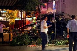 Πανικός στο Κολωνάκι: Αυτοκίνητο έπεσε σε πεζούς έξω από εστιατόριο - 11 τραυματίες, ένας σοβαρά