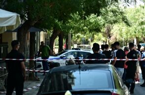 Πυροβολισμοί σε καφετέρια στον Κολωνό: Το θύμα κατονόμασε τον δράστη 