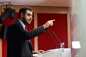 Ο κυβερνητικός εκπρόσωπος, Παύλος Μαρινάκης