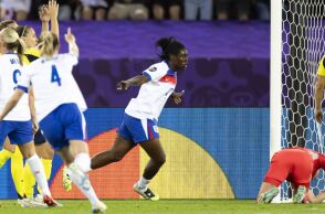 Euro Γυναικών 2025: Αγγλία–Σουηδία 2-2 (4-3 πέν.) - Μετά από μεγάλη ανατροπή και δραματική διαδικασία πέναλτι, η Αγγλία προκρίθηκε στα ημιτελικά της διοργάνωσης