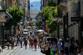 Ανοιχτά παραμένουν σήμερα, Κυριακή 20 Ιουλίου, τα εμπορικά καταστήματα, στο πλαίσιο της περιόδου των θερινών εκπτώσεων - Τι ισχύει με τα σούπερ μάρκετ