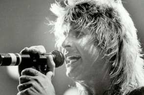 Όζι Όσμπορν: Σύσσωμη η μουσική κοινότητα αποχαιρέτησε τον «Πρίγκιπα του Σκότους» 