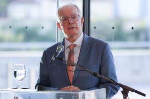 Ο Πρόεδρος της Δημοκρατίας Κωνσταντίνος Τασούλας συγχαίρει την Εθνική Πόλο Γυναικών για το χρυσό μετάλλιο στο Παγκόσμιο Πρωτάθλημα στη Σιγκαπούρη