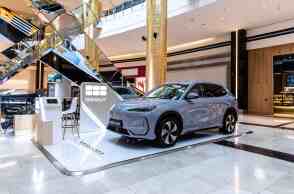 geely_ex5_-_golden_hall_1