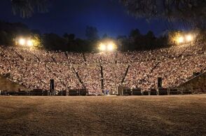 17.000 θεατές καταχειροκρότησαν τον Οιδίποδα του Γιάννη Χουβαρδά στην Επίδαυρο - Επόμενος σταθμός: Ηρώδειο - Άνοιξε η προπώληση.